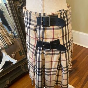 Like new Burberry plaid skirt with buckles